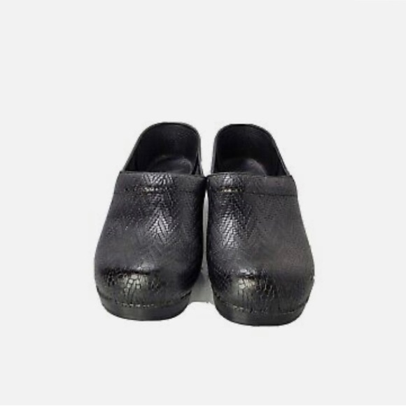 DANSKO Black Chevron Clogs - Picture 4 of 10